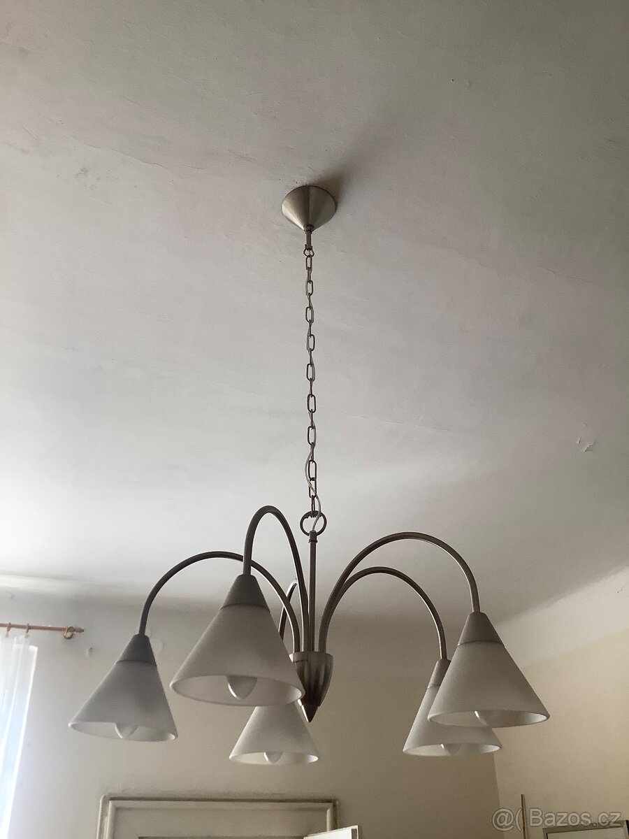 Lustr klasický, se žárovkami - 3