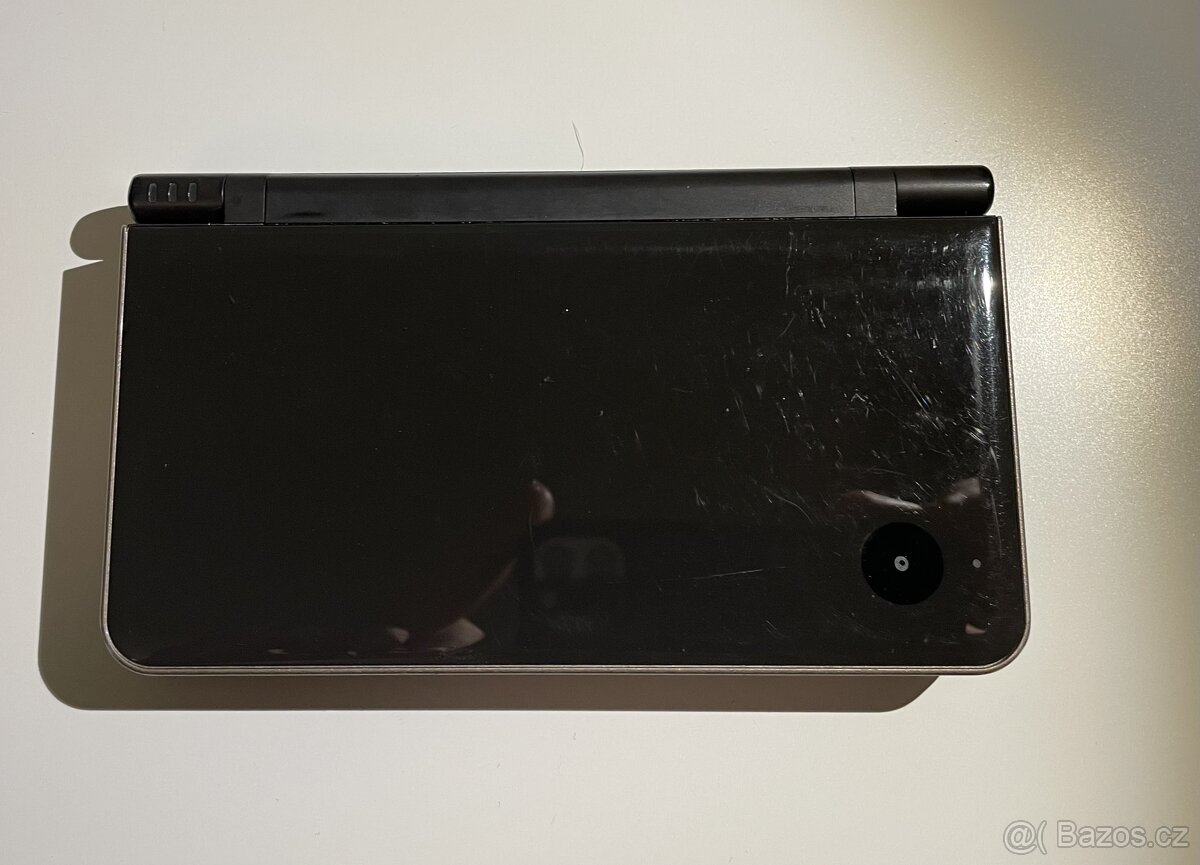 Nintendo Dsi XL - 3