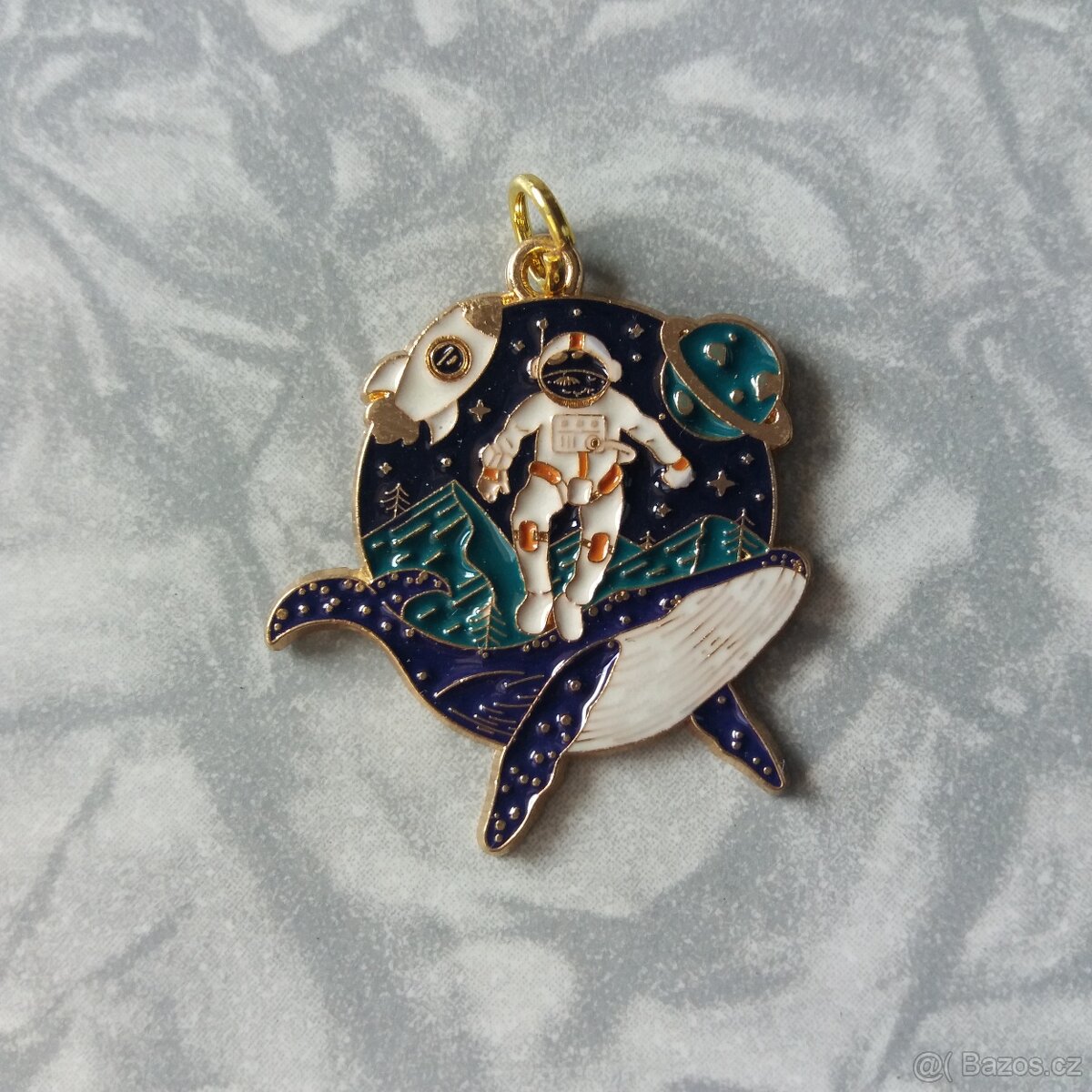 Přívěsek "Kosmonaut na velrybě" - 3