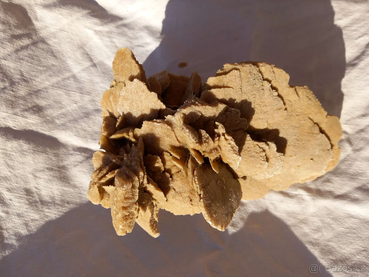 Minerál, nerost, sádrovec - pouštní růže - 3