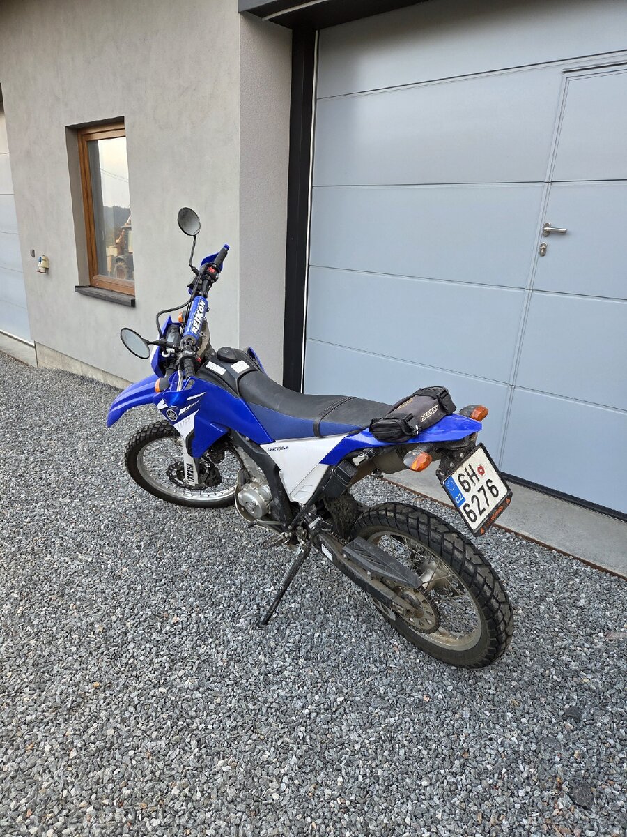 Yamaha WR 250 - 3