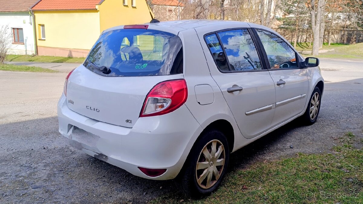 Renault Clio 1.5 DCi - 3