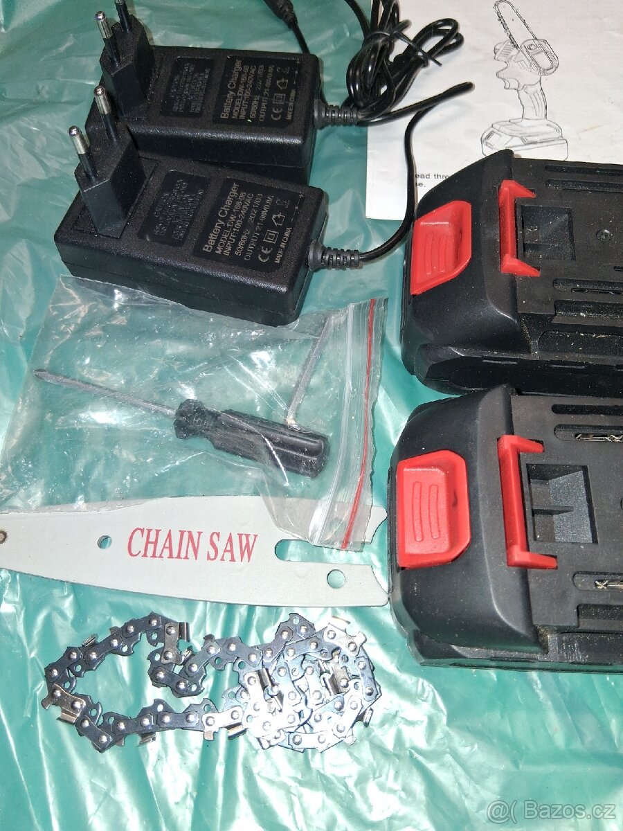 Akumulátorová mini pila - 3