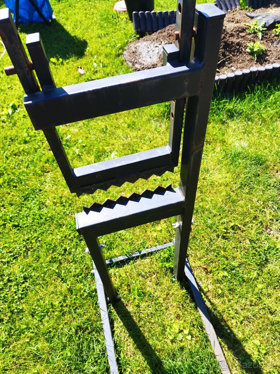 Stojan na řezání dřeva - 3