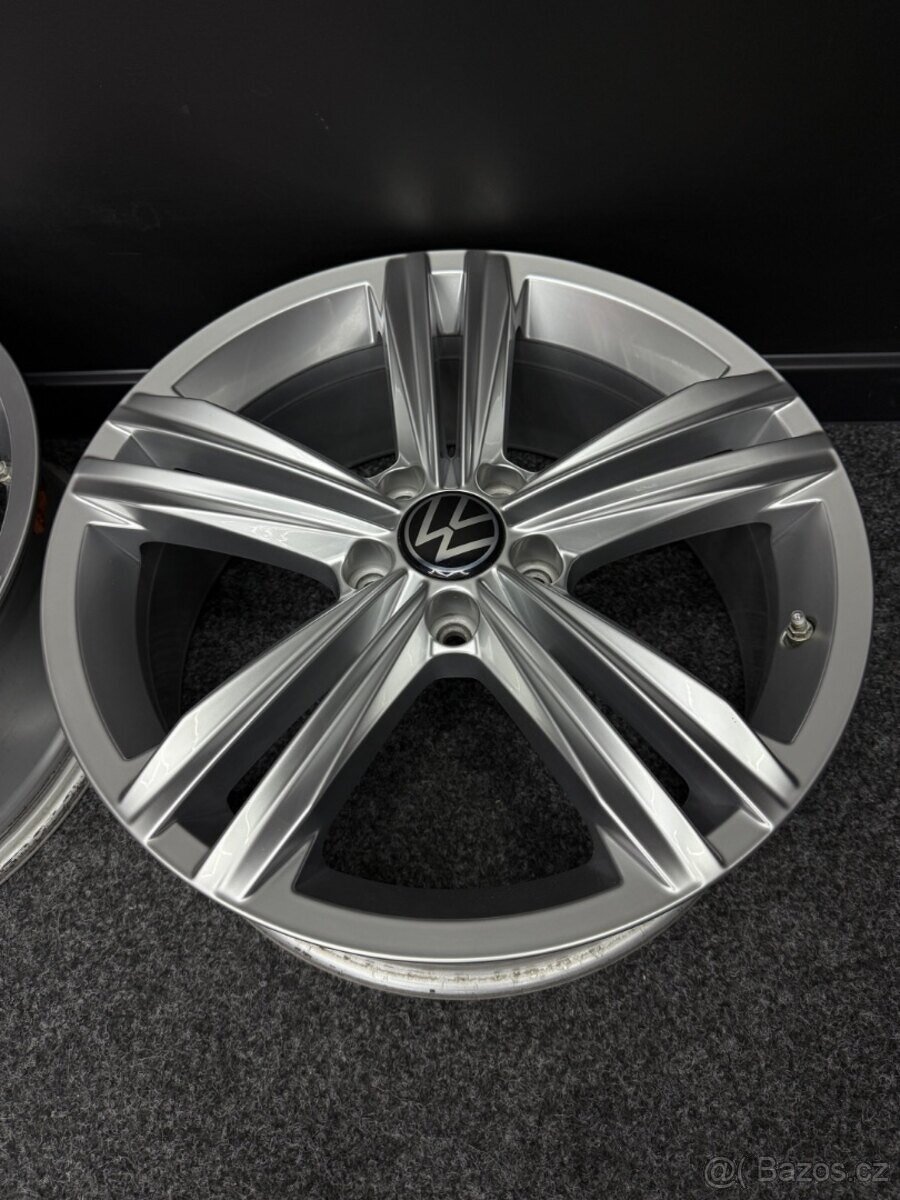 Alu VW TIGUAN 5x112 18” 5NA601025M - 3