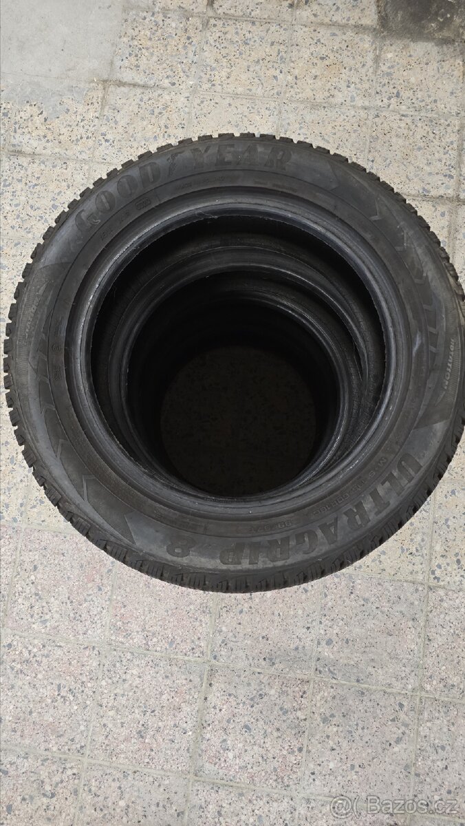 Pneumatiky Goodyear Ultragrip 8 zimní - 3