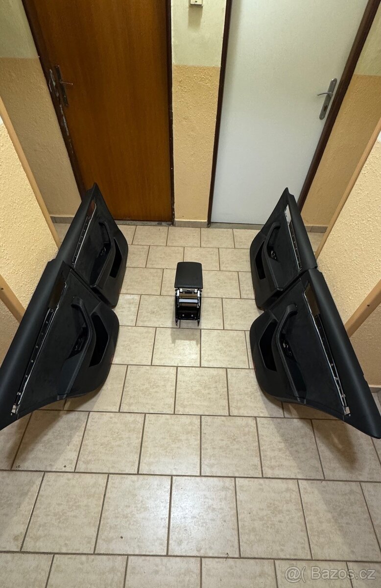 Superb 3 Obložení dveří alcantara - 3