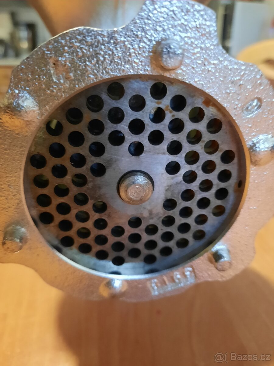 Prodám mlýnek Porkert č.10 - 3