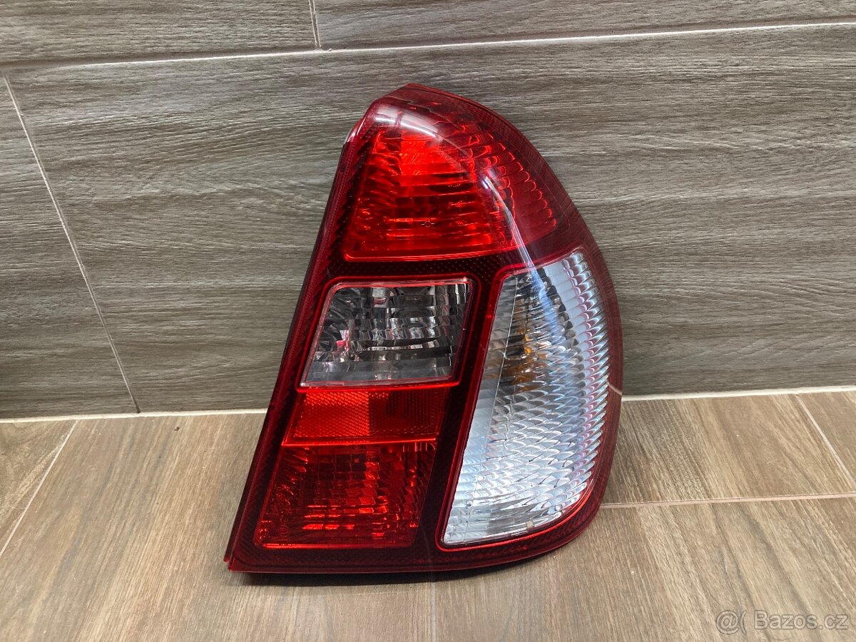 Renault Thalia - zadní světla - facelift. - 3