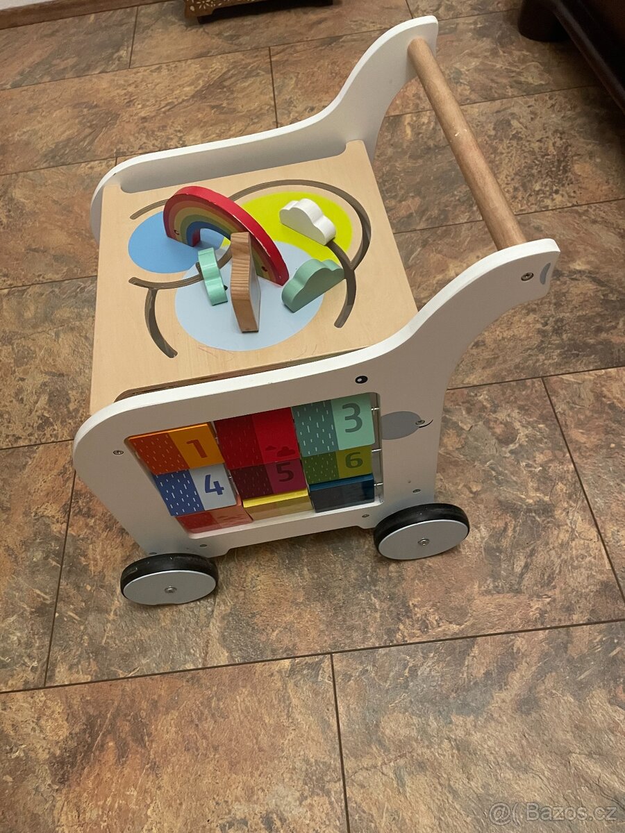 hračka dřevěné chodítko vozík - 3