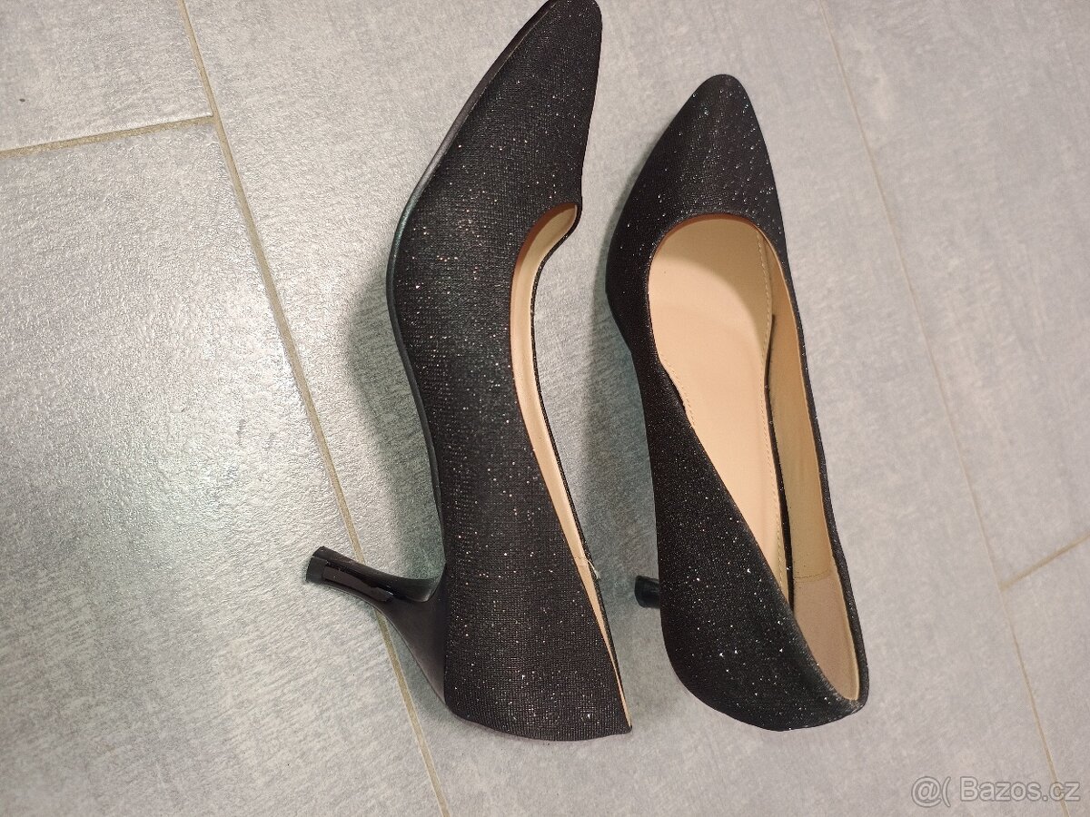 Prodám lodičky, vel.39 - 3