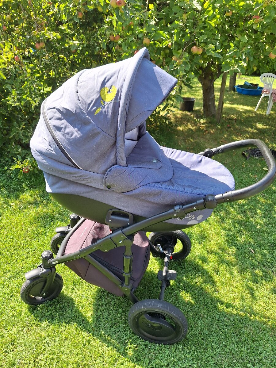 Trojkombinace kočárku Tutis Pia - 3