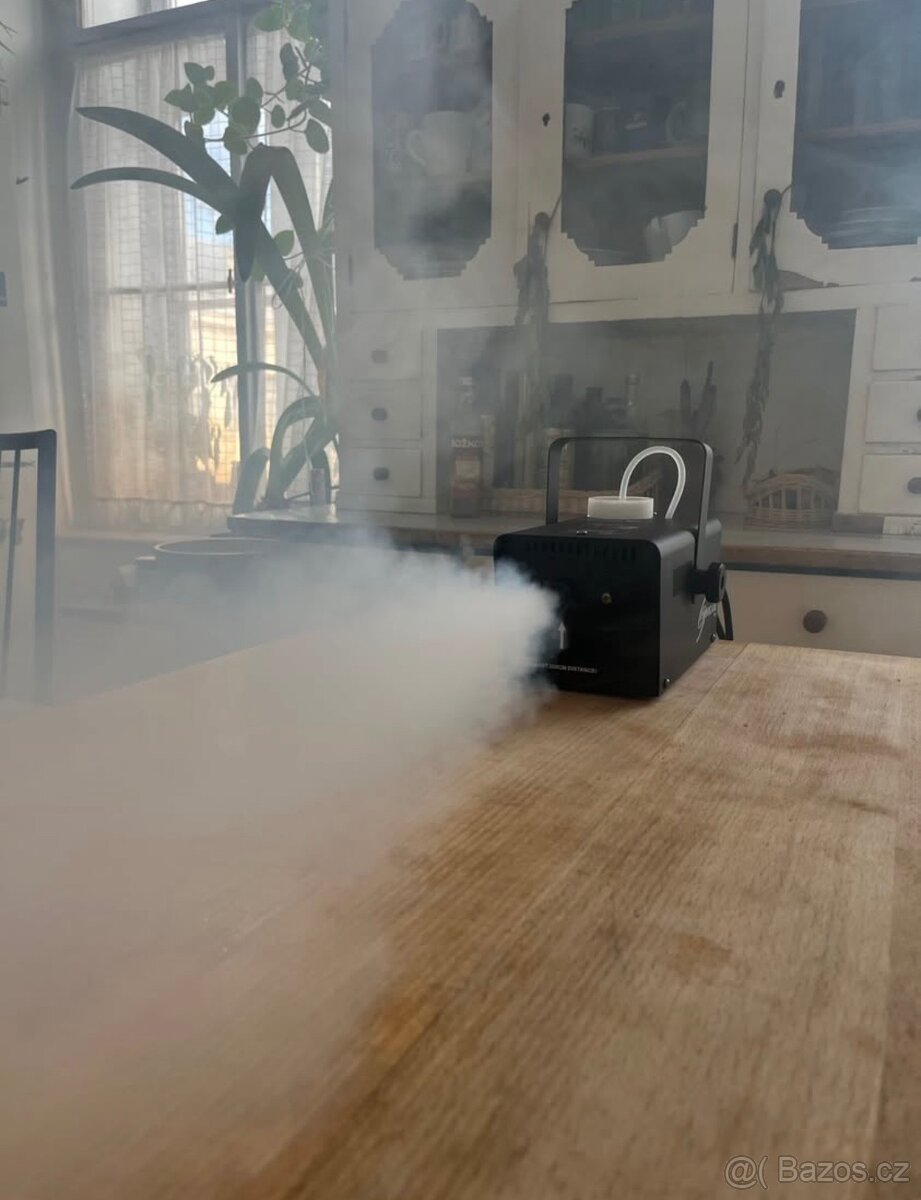 Výrobník mlhy / kouřostroj: PRONÁJEM - 3