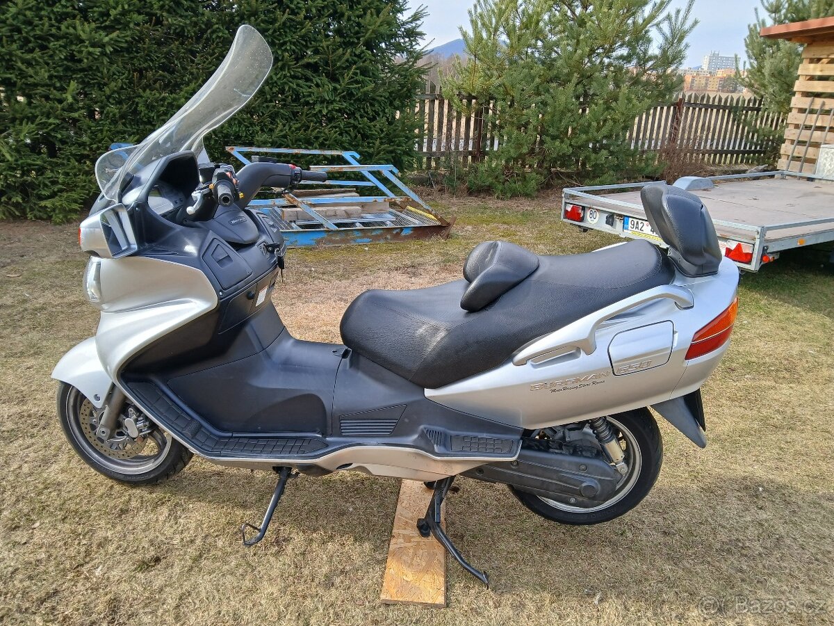Suzuki burgman 650 - 3