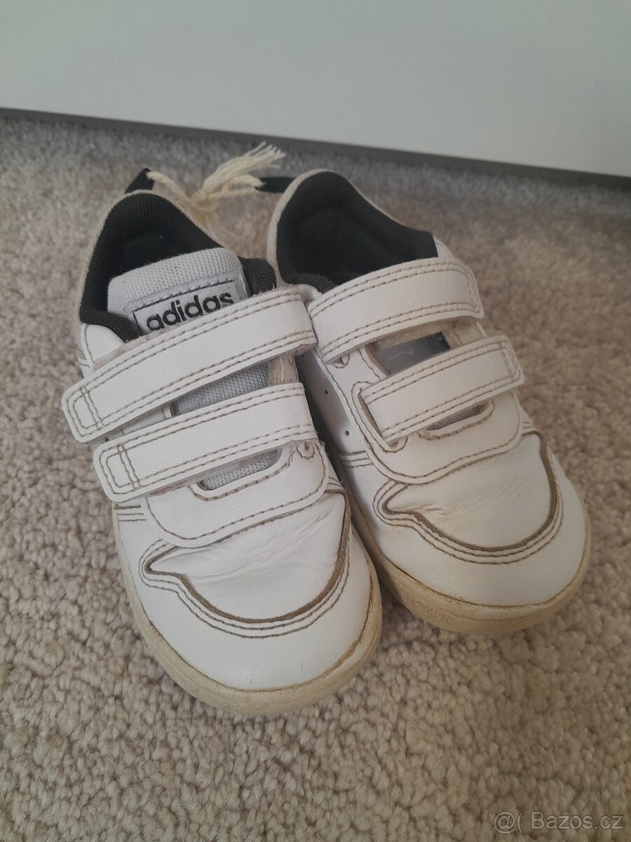 Bílé tenisky Adidas 21 - 3
