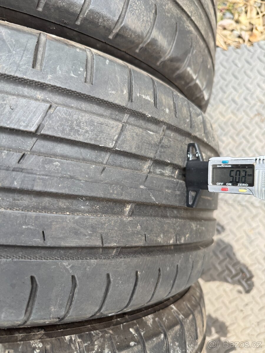 215/55/17 - Nokian letní sada pneu - 3