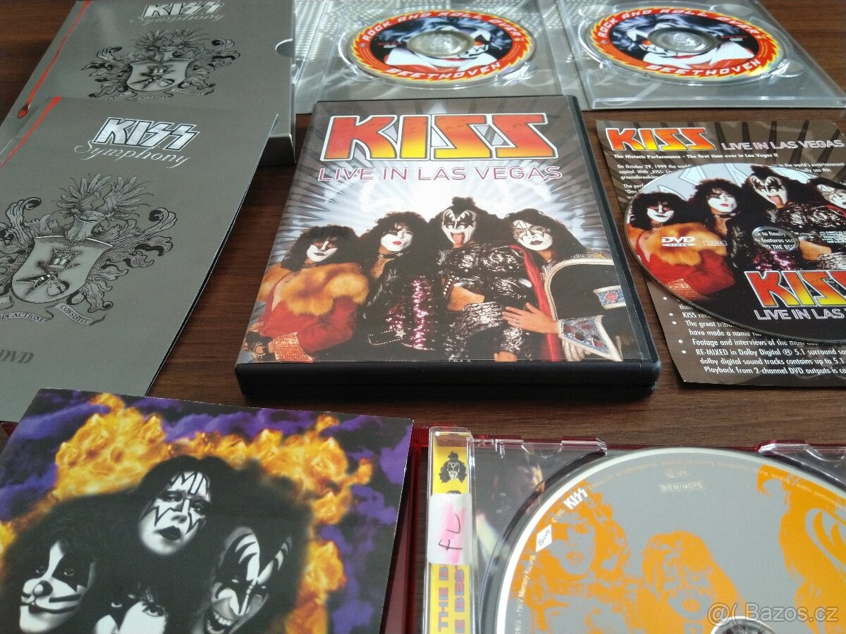 DVD's a CD Kiss - 3