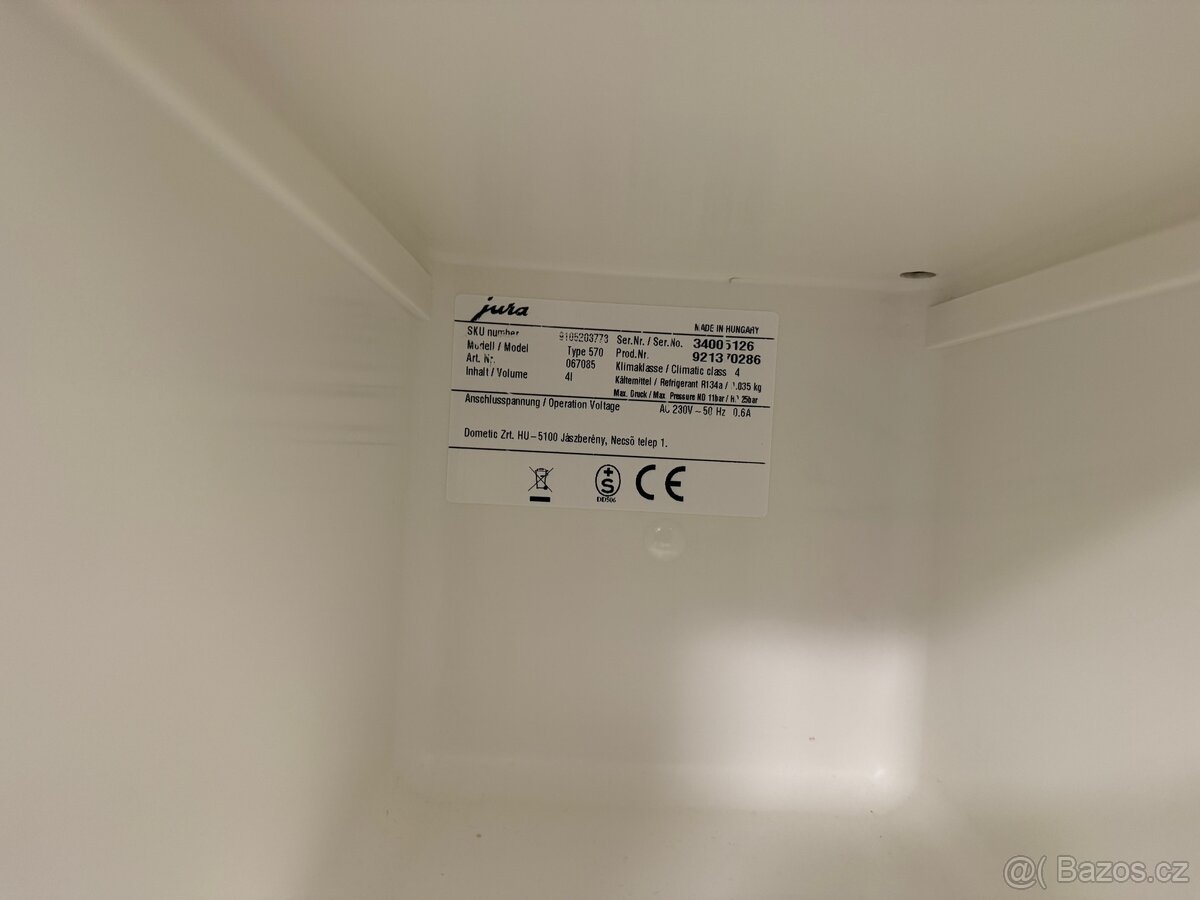 Kompresorová chladnička na mléko Jura Compressor Cooler Pro - 3