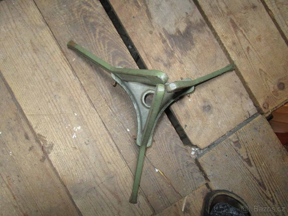 Váhy žehličky apod. - 3