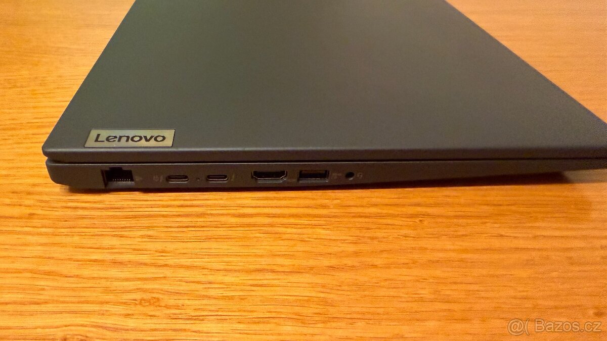 Lenovo Thinkpad T16 G1 i5-1240P 16GB 512GB FHD - 3