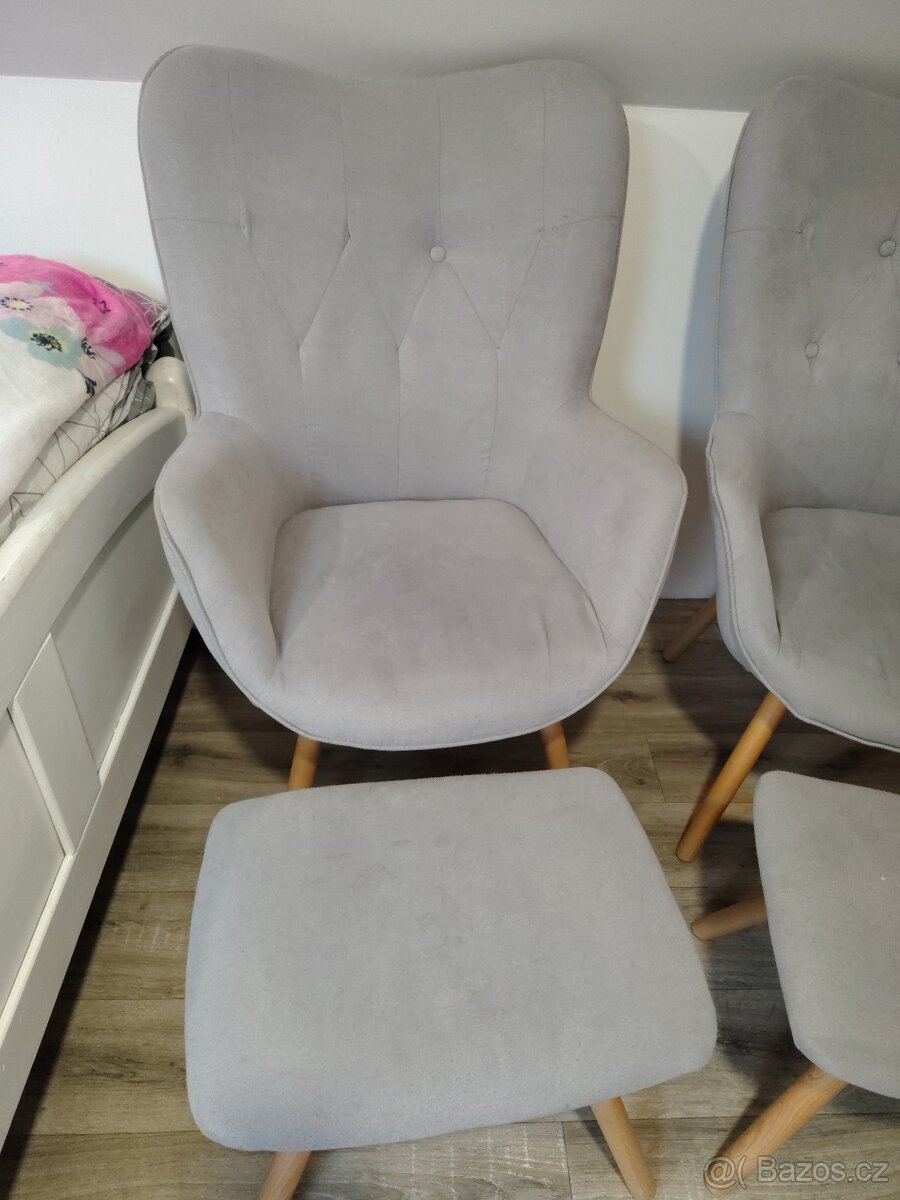 2 křesílka s podnožkami - 3