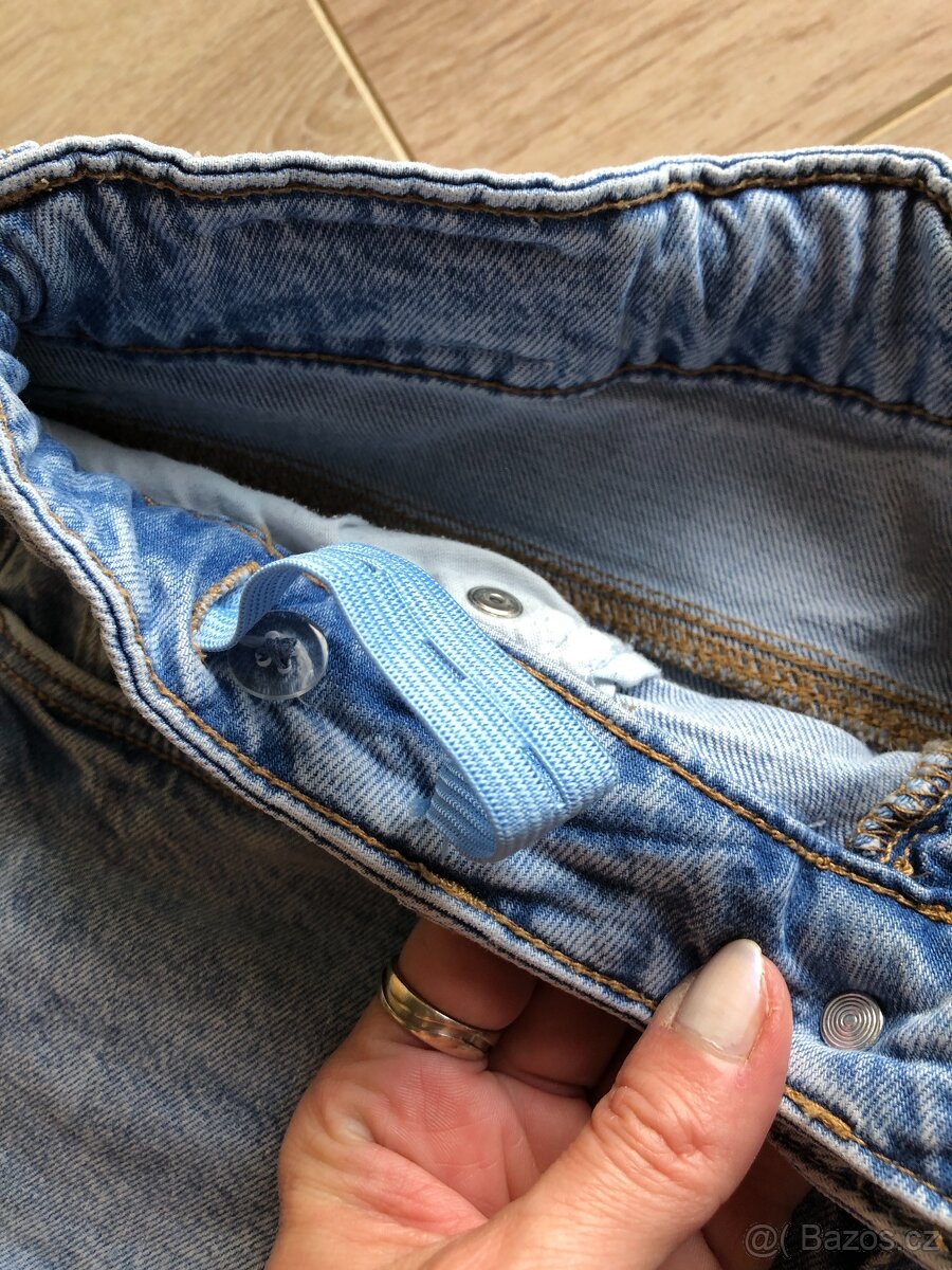 Kraťasy, velikost 152 - 3