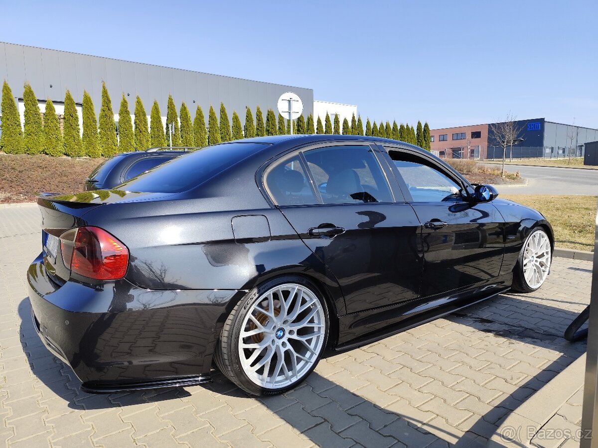 BMW e90 m47 2.0d náhradní díly - 3