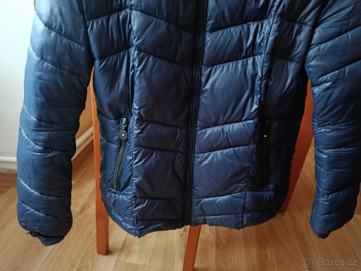 Prodám dámskou zimní bundu vel.M.Vhodná i pro vel.S.. - 3