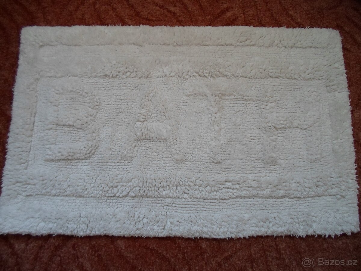Bílá koupelnová předložka - 3
