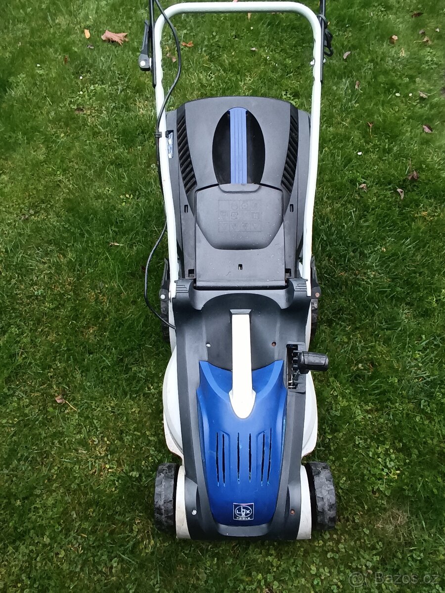 sekačka na trávu - 3