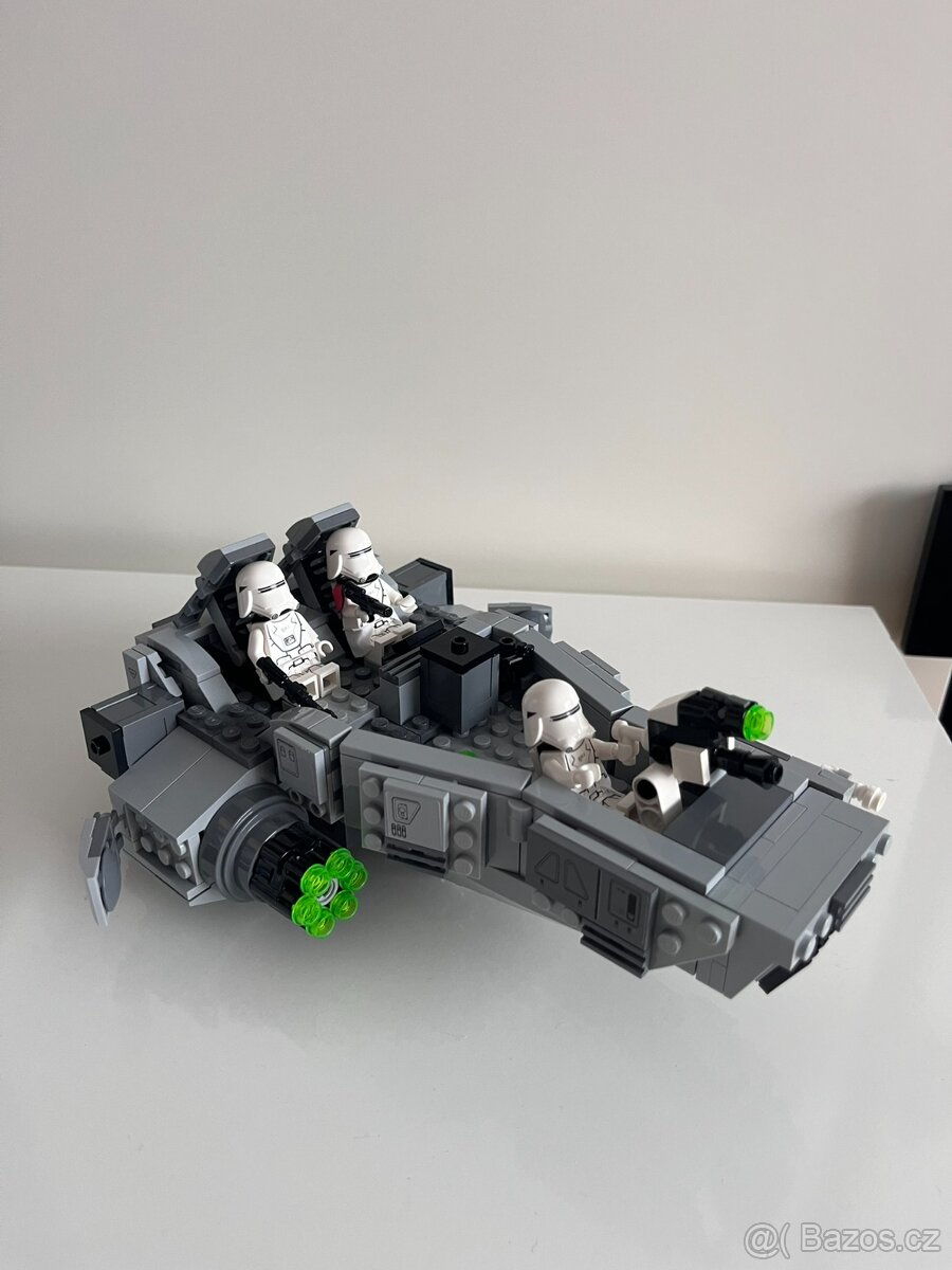Lego Star Wars First Order Snowspeeder - 3