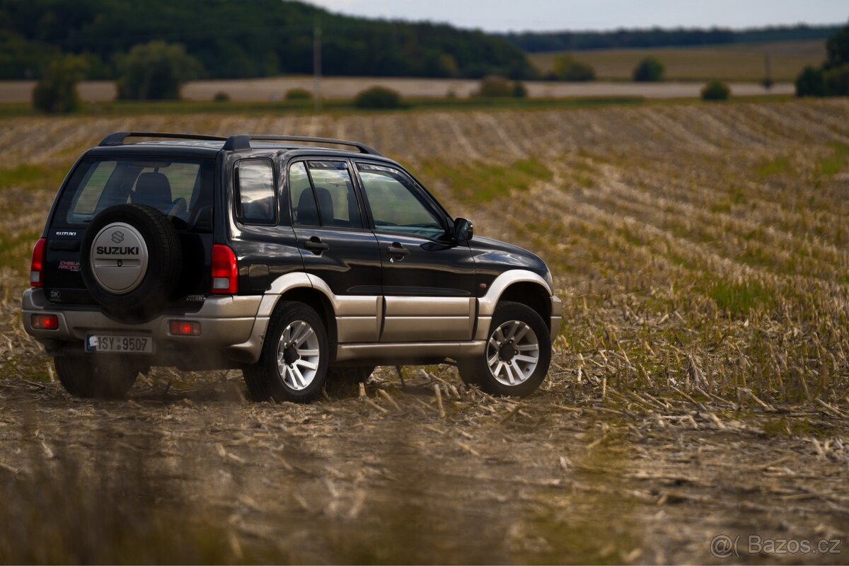 Suzuki Grand Vitara 2.0 94kw - 3