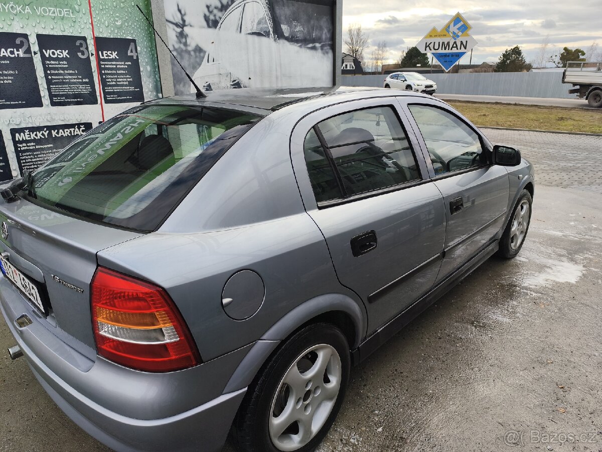 Opel astra - 3