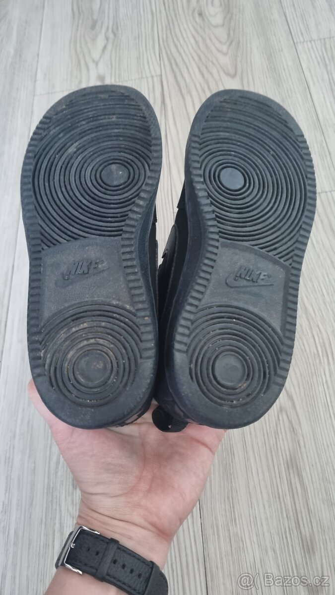 Tenisky NIKE vel 32 - 3