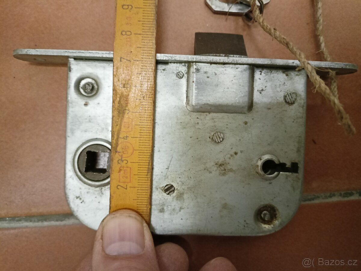 Zadlabací zámek atypický. - 3