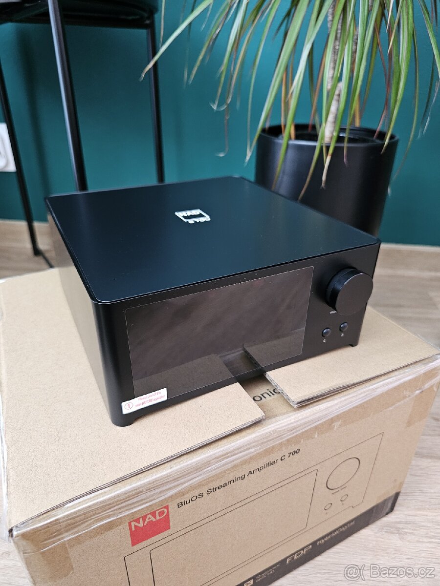NAD C700 v záruce - 3