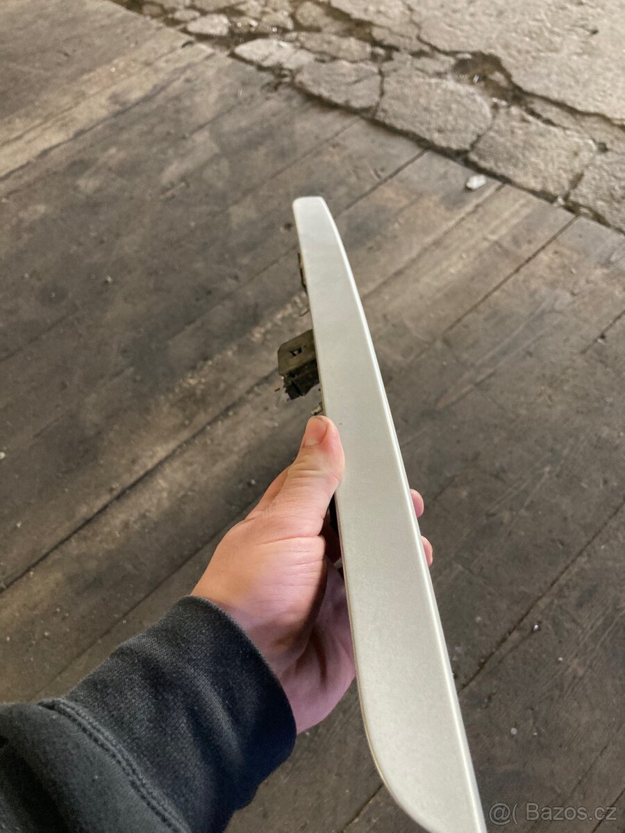 Bmw e39 lišta nad spz - 3