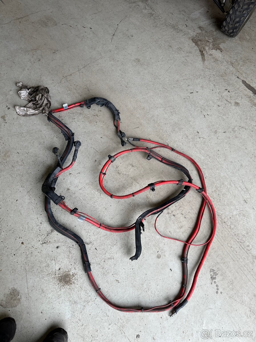 BMW E9X plusový kabel - 3