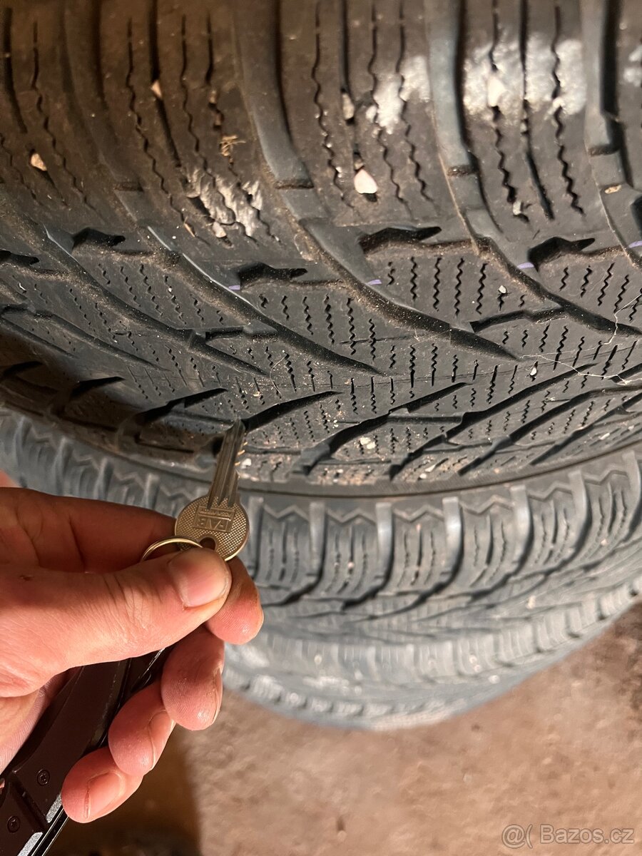Kola 215/70 R16 - 3