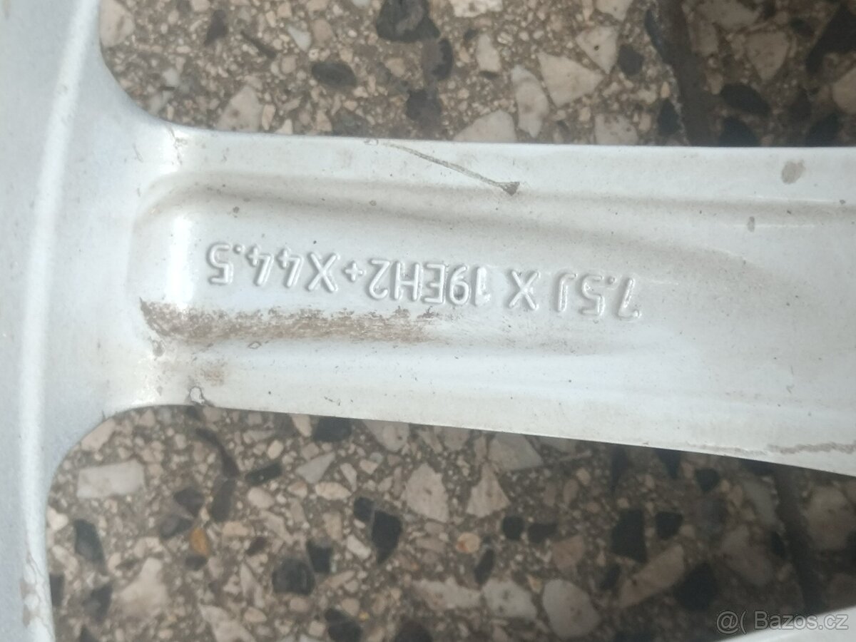 Prodám originální ALU kola Land Rover R19