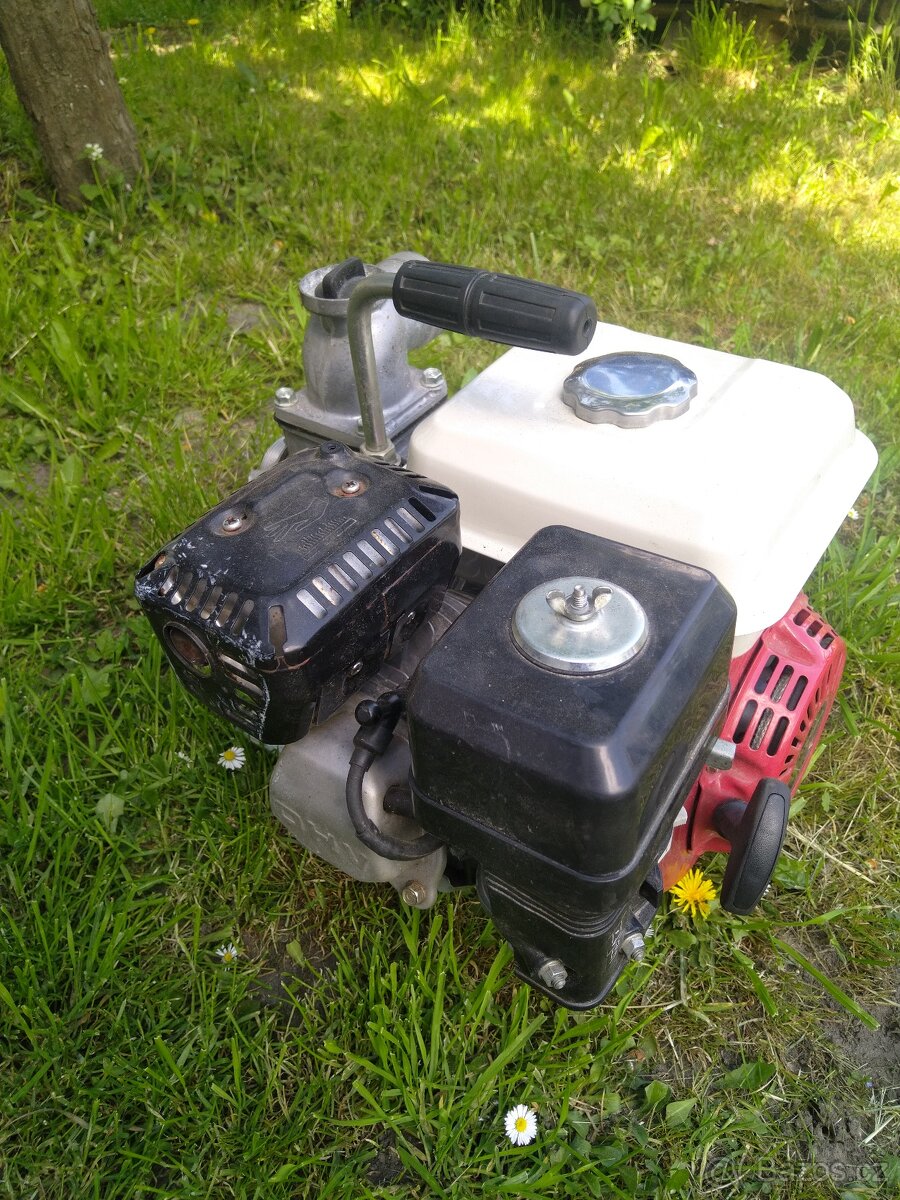 Kalové čerpadlo Honda - 3