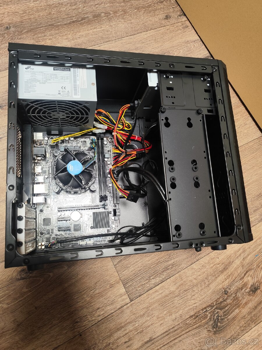 Skříň stolní pc Fractal Design CORE 1100 - 3