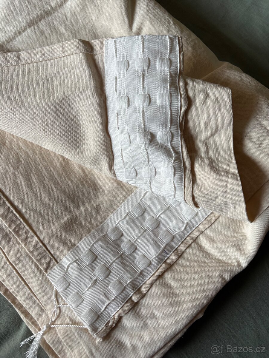 Béžové závěsy 2 ks - 3