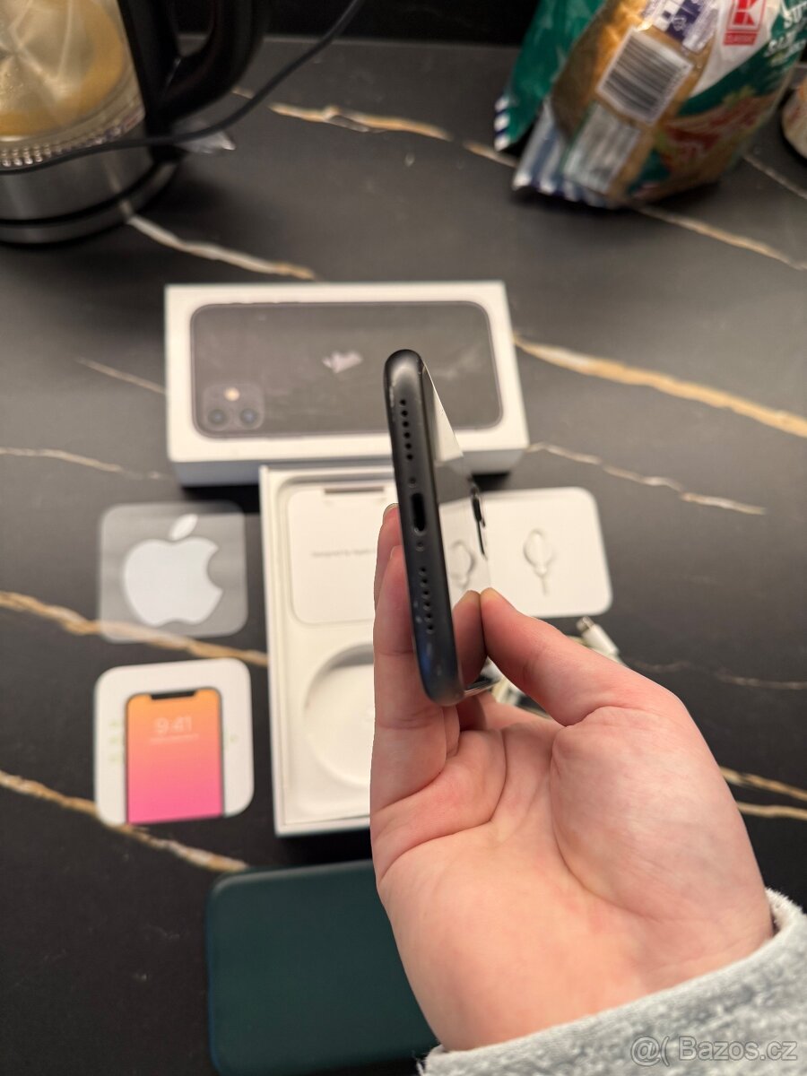 iPhone 11 64gb - Nejnovější iOS - 3