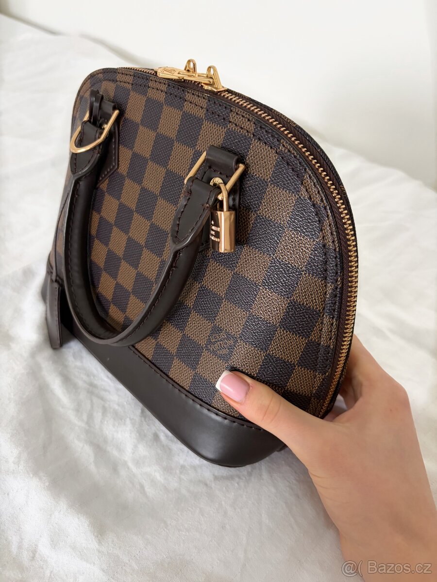 Hnědá kožená kabelka - 3