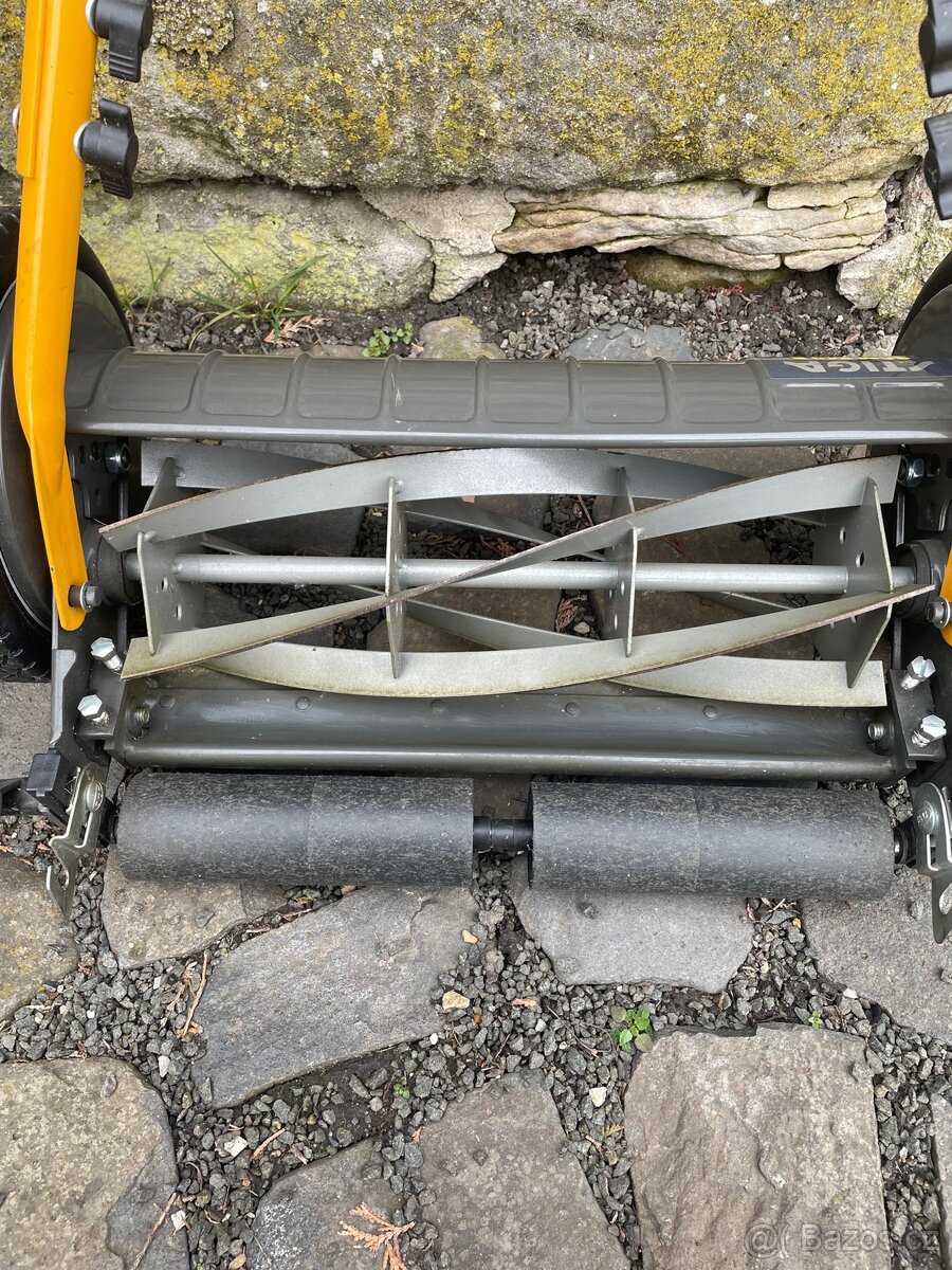 Vřetenová sekačka Stiga - 3