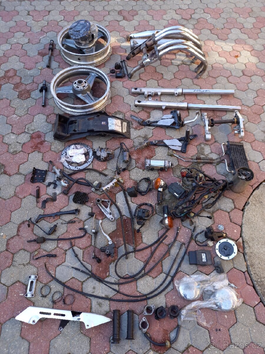 Kawasaki Zephyr - Díly - 3