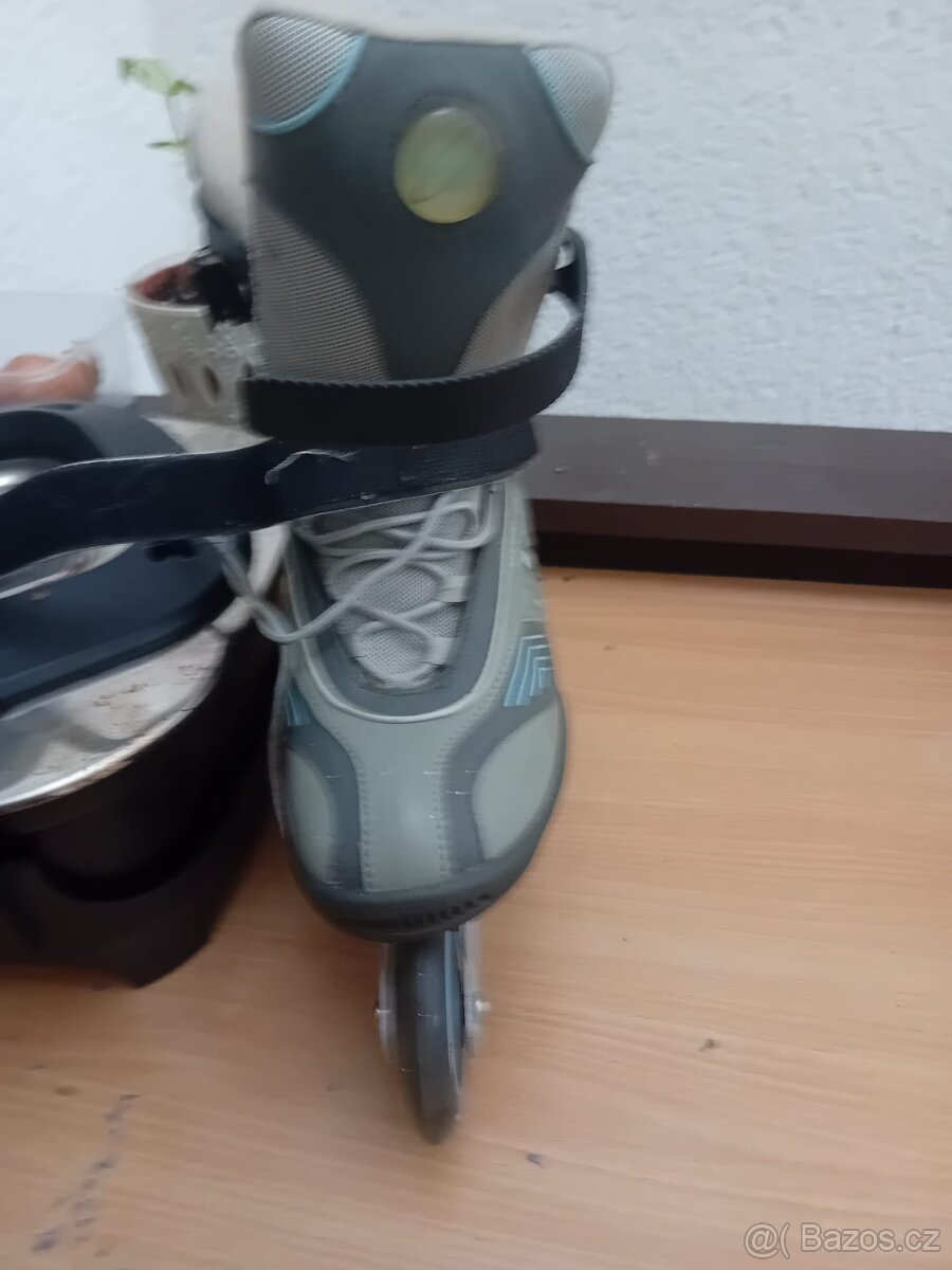 Kolečkové brusle vel. 44 - 3