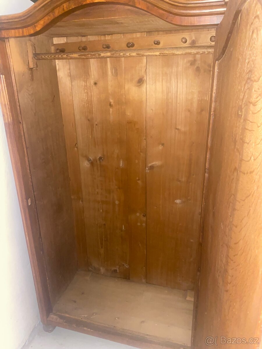 Skříň - 3
