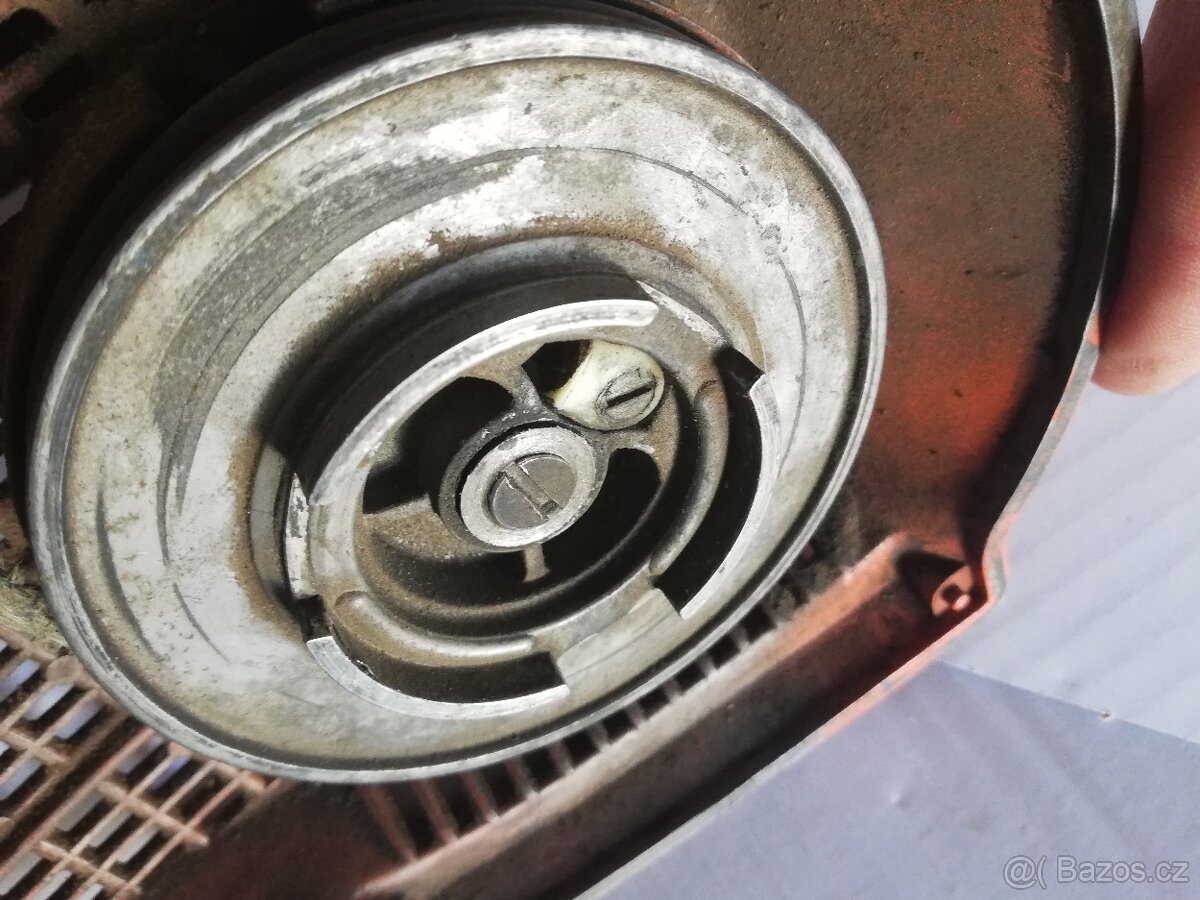 Motorová píla Husqvarna 180 S - 3